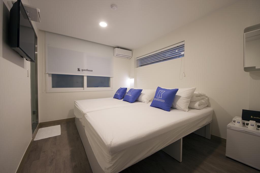 K-Guesthouse Myeongdong 1 Сеул Номер фото